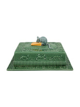 Load image into Gallery viewer, Bordallo Pinheiro Cheese Tray Mouse With Lid