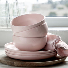 Load image into Gallery viewer, Casafina Pacifica 9" Marshmallow Rose Salad/Dessert Plate Set