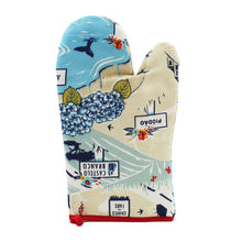 Load image into Gallery viewer, 100% Cotton Portuguese Cities Red Oven Mitt and Pot Holder