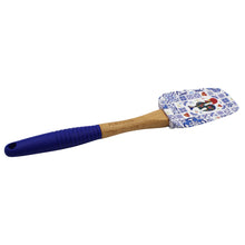 Load image into Gallery viewer, Portuguese Azulejo Silicone Baking Spatula with Rooster Design & Wooden Handle