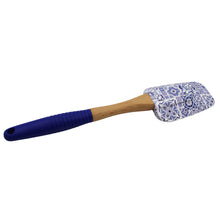 Load image into Gallery viewer, Portuguese Azulejo Silicone Baking Spatula with Rooster Design & Wooden Handle