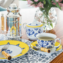 Load image into Gallery viewer, Vista Alegre Castelo Branco Tea Pot