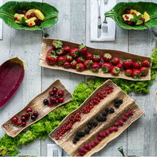 Load image into Gallery viewer, Bordallo Pinheiro Bananas From Madeira 15" Divisions Tray