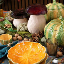 Load image into Gallery viewer, Bordallo Pinheiro Pumpkin 50 oz. Tureen