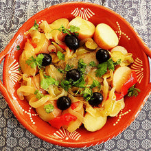 Load image into Gallery viewer, Set of 2 Portuguese Terracotta Frigideiras – Traditional Hand-Painted Clay Cooking and Serving Dishes