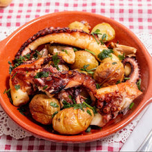 Load image into Gallery viewer, Set of 2 Portuguese Terracotta Alentejo Dishes – Traditional Hand-Painted Clay Cooking and Serving Dishes