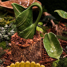 Load image into Gallery viewer, Bordallo Pinheiro Bananas From Madeira 11" Aperitifs Bowl