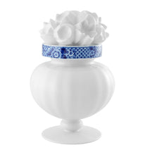 Load image into Gallery viewer, Vista Alegre Porcelain Blue Ming Flower Vase