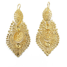 Load image into Gallery viewer, Traditional Portuguese Filigree Costume Queen Earrings