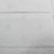 Load image into Gallery viewer, 100% Cotton Traditional White Flor de Liz Made in Portugal Tablecloth