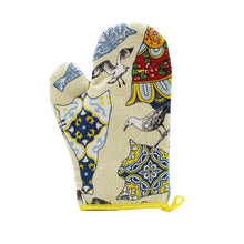 Load image into Gallery viewer, 100% Cotton Beige Portuguese Codfish Oven Mitts Set