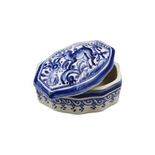 Load image into Gallery viewer, Coimbra Ceramics Hand-painted Decorative Box with Lid XVII Cent Recreation #130-4