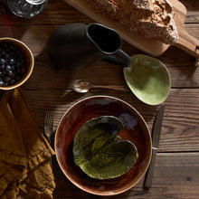 Load image into Gallery viewer, Costa Nova Riviera 6&quot; Vert Frais Oval Plate Set
