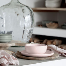 Load image into Gallery viewer, Casafina Pacifica 9&quot; Marshmallow Rose Salad/Dessert Plate Set
