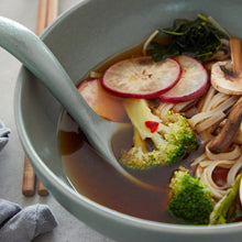 Load image into Gallery viewer, Casafina Pacifica 8&quot; Artichoke Ramen Bowl Set
