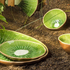 Bordallo Pinheiro Tropical Fruits Kiwi Dessert Plate, Set of 4