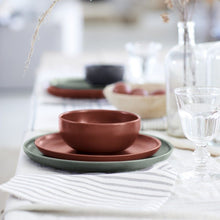 Load image into Gallery viewer, Casafina Pacifica Cayenne 5 Piece Place Setting
