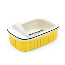 Load image into Gallery viewer, Hand-painted Traditional Portuguese Ceramic Sardines Can
