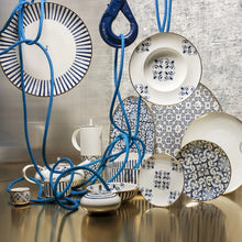 Load image into Gallery viewer, Vista Alegre Transatlântica Sugar Bowl
