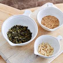 Load image into Gallery viewer, Casafina Fattoria White Measuring Cups - Set of 3
