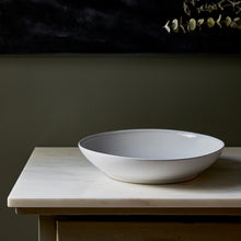Load image into Gallery viewer, Costa Nova Friso 13&quot; White Pasta/Serving Bowl
