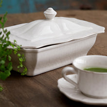 Load image into Gallery viewer, Casafina Impressions 63 oz. White Rectangular Casserole

