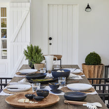Load image into Gallery viewer, Costa Nova Livia 16&quot; Matte Black Oval Platter
