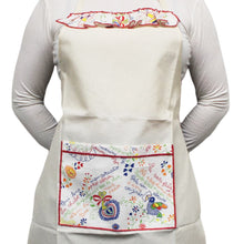 Load image into Gallery viewer, 100% Cotton Namorados with Ruffles Apron
