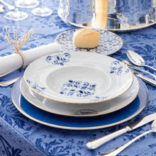 Load image into Gallery viewer, Vista Alegre Transatlântica 5 Piece Dinnerware Set
