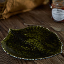 Load image into Gallery viewer, Costa Nova Riviera 7&quot; Forêts Hydrangea Leaf Set
